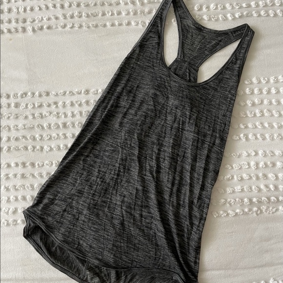 Lululemon 🍋 NWOT Racerback Tank Size 4 - Picture 3 of 4